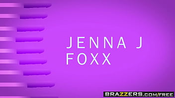 Jumbo Payudara Di Kantor: Jenna J Foxx Dan Xander Corvus Dalam Aksi Keras Yang Menggoda
