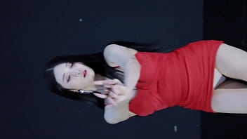 Gadis Korea Yang Menggoda Dengan Tubuh Seksi Dan Sensual