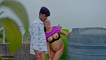 Bercinta Liar Di Atap, Jangan Semburkan Di Dalam!