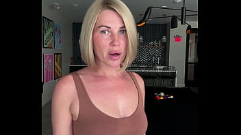 Perjalanan Mesum Aktor Alexey Panin, Sugarnadya, Dan Kekasihnya Yang Seksi Ke Pantai Telanjang San Diego