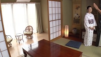 Kedatangan Prajurit Wanita Asing: Mengapa Kau Datang Ke Jepang?