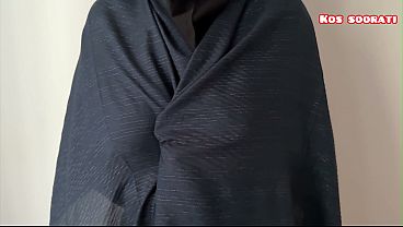 Ibu Tiri Berhijab Arab Digoyang Tetangga