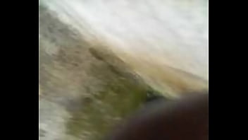 Mandi Menggoda Bhabi Desi Yang Menggairahkan
