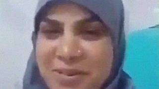 Gadis Bengali Seksi Pamer Payudara Dan Memeknya