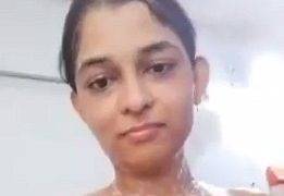 Gadis Mumbai Mandi Basah-basahan Dalam Video Panas