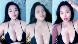 Keyla Menggoda Dengan Toge Panas Di Live Yang Menggairahkan
