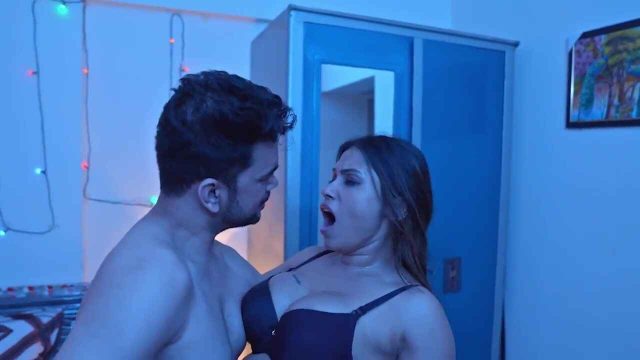 Pemerasan Nafsu Di Aplikasi Nazar 2024 – Episode 6 Seri Web Hindi Panas