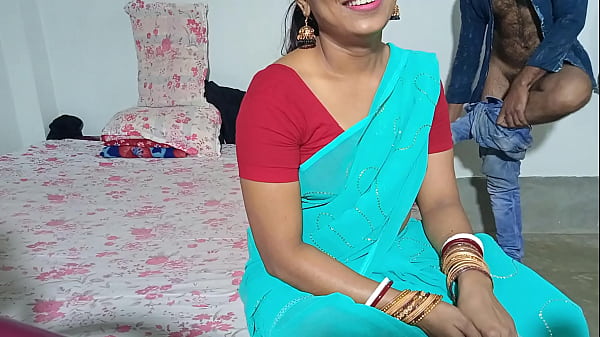 दोस्त की बीवी को मेरे घर बुलाकर जमकर चोदा, हिंदी में गंदी बातें करते हुए