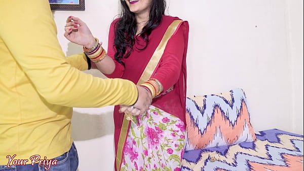 Desi Bhabhi Dapat Anal Keras Setelah Blowjob Dalam, Video Porno Hindi