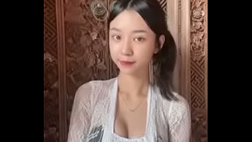 Sindi, Gadis Seksi Yang Bikin Nafsu Membara