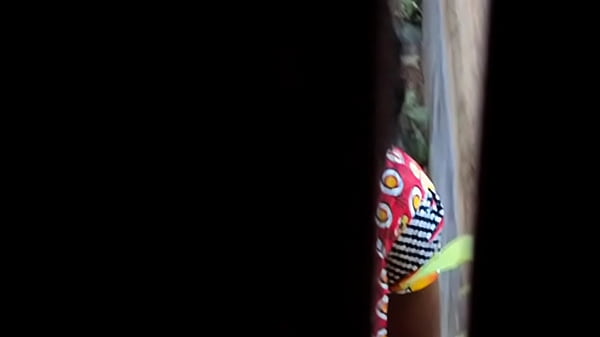 Desi Mengencingi Dan Kencing Yang Menggairahkan