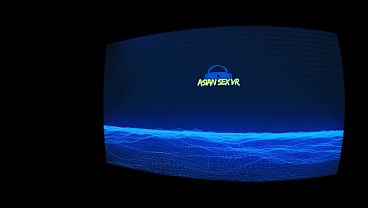 Pakaian Dalam Neon Menggoda, Amatir Asia Menunggang Dengan Liar