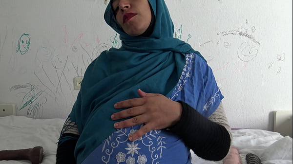 Istri Arab Aljazair Yang Panas Dan Suka Selingkuh Tinggal Di Prancis