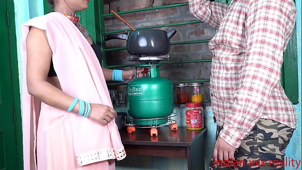 Gadis India Tiri Yang Menggoda, Ngentot Dengan Kakak Tiri Dalam Keluarga Desi