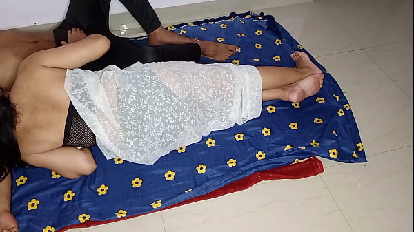 Bibi Yang Nakal Menggoda Di Ranjang Saat Suaminya Tak Mau Bercinta