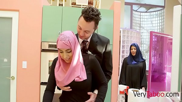 Putri Arab Berhijab Menggoyang Ella Knox Dengan Ganas