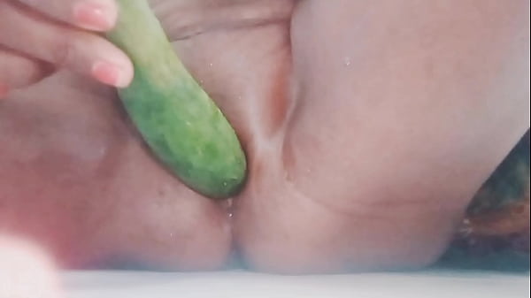 Desi Bhabhi Yang Menggairahkan Dan Penuh Nafsu