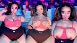 Jijiw Toge Remas Payudara Ngangkang Memek Bulu