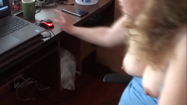 Istri Latinaku, Ibu Matang Yang Cantik Gemar Masturbasi Sambil Nonton Film Porno, Orgasme Intens Yang Meronta-ronta Meminta Dikocok