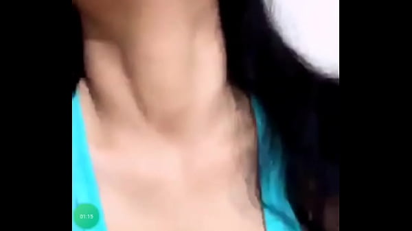Gadis Desi Yang Menggoda