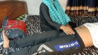 Aku Menggoda Teman Sekolah Anak Tiriku Yang Juga Teman Anak Tiriku Sendiri