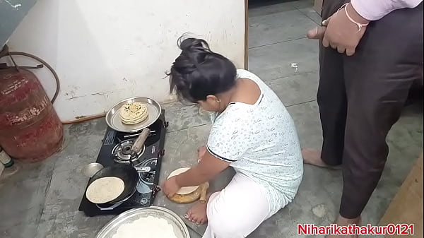Induk Tiri India Gatel Di Dapur