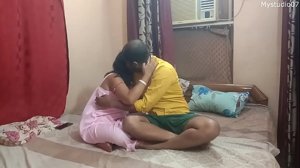 Desi Gaya Romantis Aur Joshile Vhabi Sex, Ghar Par Bane Aur Asli Hindi Awaz Mein!