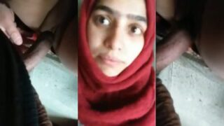 Cowok Lahore Ngentot Memek Botak Pacar Hijabnya Dalam Adegan Mesum Pakistan
