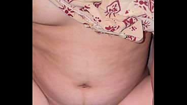 Ibu Temanku Yang Janda Menggodaku Untuk Bercinta Di Rumahnya