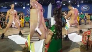 Pesta Malam Pengantin India, Pengantin Nri Panas Dimainkan Dengan Gaya Liar.