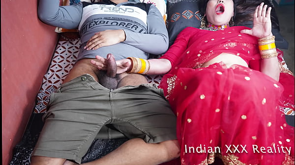 Ibu Tiri India Sama Anak Tiri, Sebelum Holi, Panas Dan Basah Dalam Bahasa Hindi.