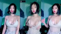 Live Barbar Pake Lingerie Hilly, Mulus Banget Bikin Greget