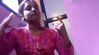 Nonton Video Hindixxx Penuh Erangan Dan Muncratan Nikmat