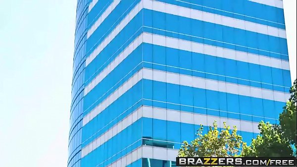 Nonton Nyomi Banxx & James Deen Di Brazzers – Pantat Gede Suka Yang Besar, Adegan Ngentot Anal Panas Banget
