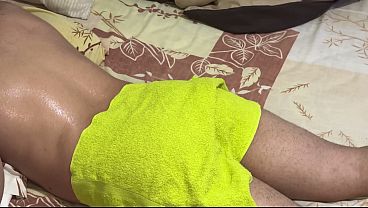 Mertua Montok Bantu Mantu, Pijatannya Bikin Panas Dan Berujung Nafsu.