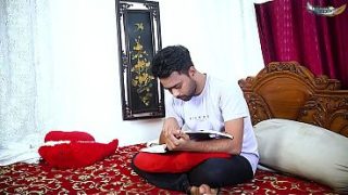 Ibu Tiri Montok Seksi Ngentot Sama Anak Tiri Di Rumah Sepi, Film Penuh Nafsu.