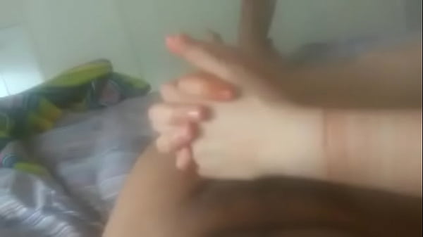 Ngentot Desi Sambil Ngocok
