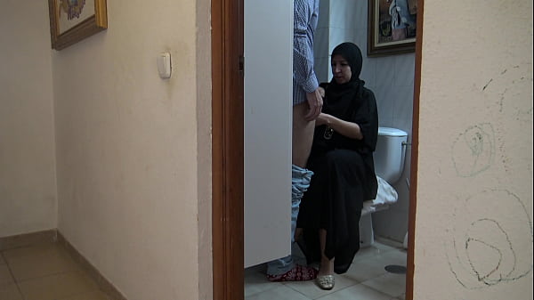 Ibu Tiri Turki Selingkuh Dengan Anak Tiri Bule Inggris Di London, Main Di Ranjang Sambil Suami Pergi.