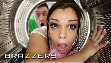 Brandal – Adek Kempes Di Jalan Bikin Mulus Digrebek, Muncrat Habis Bareng Bintang-bintang Besar Brazzers