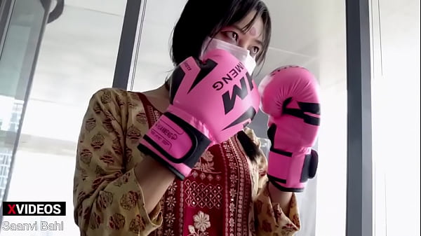 Gadis Petarung Ufc Desi, Pukulannya Bikin Makin Basah, Jago Banget Nih!