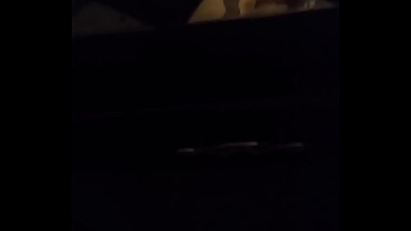 20141105 Jam 7 Malem, Posisi Siap Nungguin Lo Dengan Badan Basah Keringetan