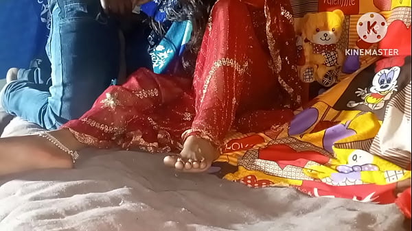 Desi Bhabhi Desi Gao Ke Launde Ke Sath Junglee Sex.