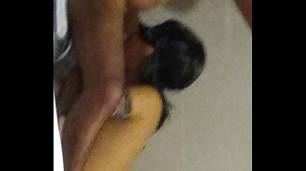 Neha Hisap Kontol Kakak Tiri Sambil Mandi, Suara Hindi Bikin Makin Panas