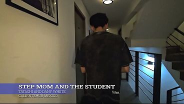 Ibu Tiri Lagi Ngajarin Muridnya, Panas Banget Sampe Basah Semua.