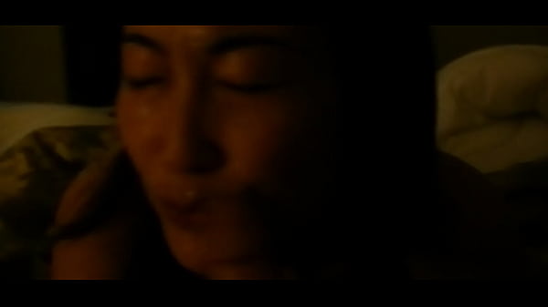 Muka Asia, Siap Digoyang Lidah Dan Dihujani Air Mani.